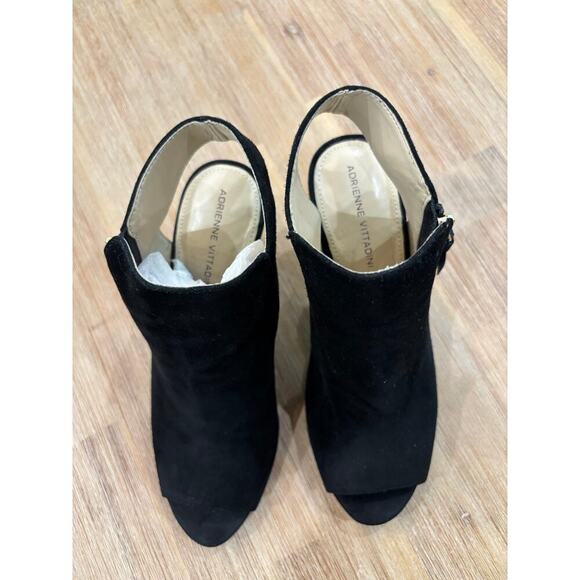 Adrienne Vittadini Suede Black Ankle Bootie - Size 8.5 - Picture 4 of 6